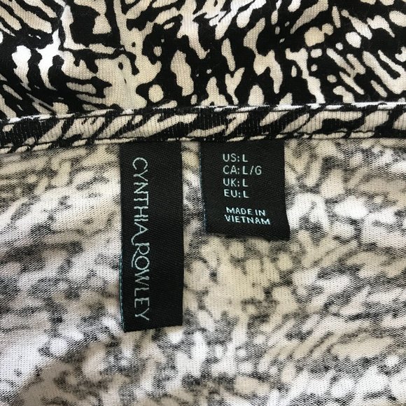 Cynthia Rowley Print Pullover Top in Black & White - Size Large - Picture 4 of 5